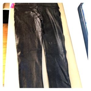 Spanx faux leather pebbles legging
